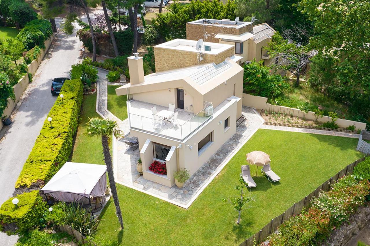 Artemisia Villa With Outdoor Hot Tub, Sani Luxury Villas Collection ภายนอก รูปภาพ